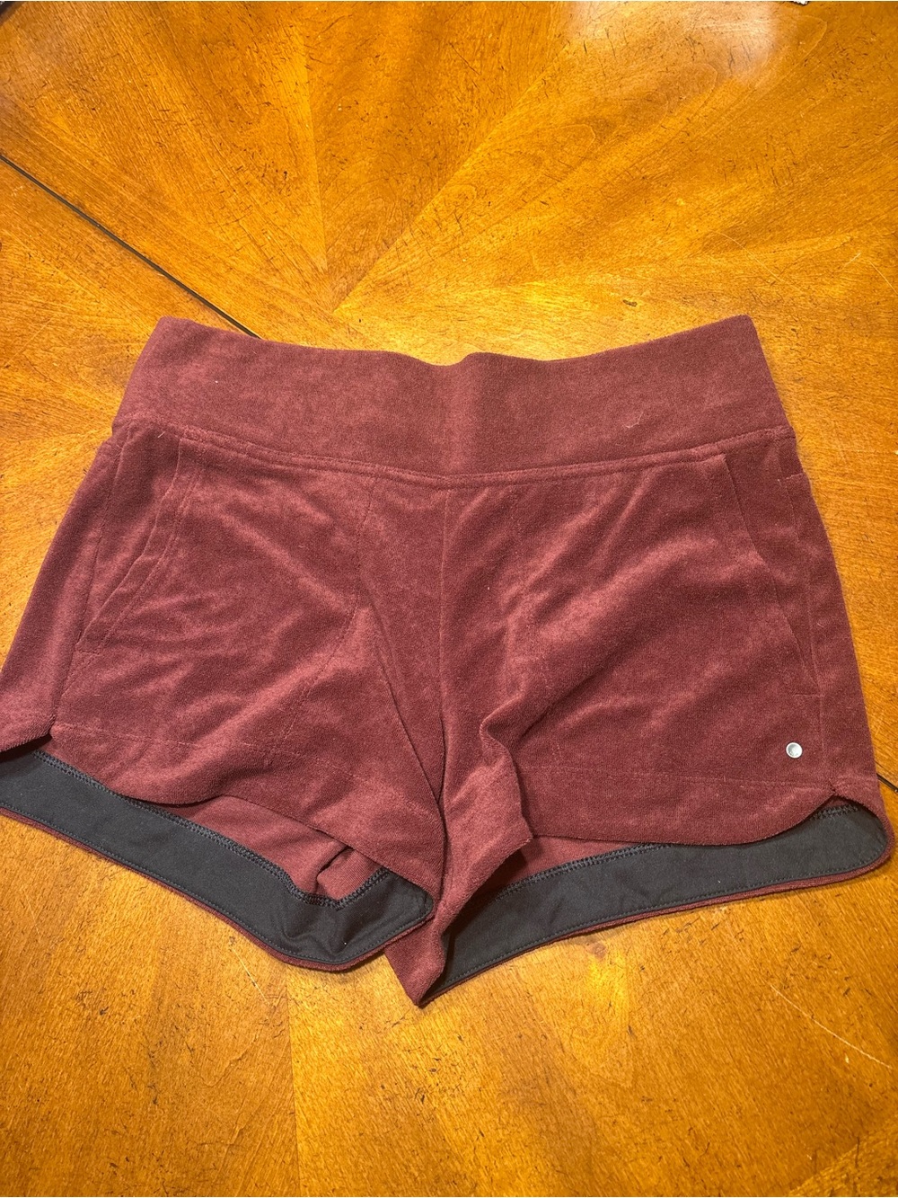 Prana terry material  Burgundy Athletic Shorts sz Small NWOT